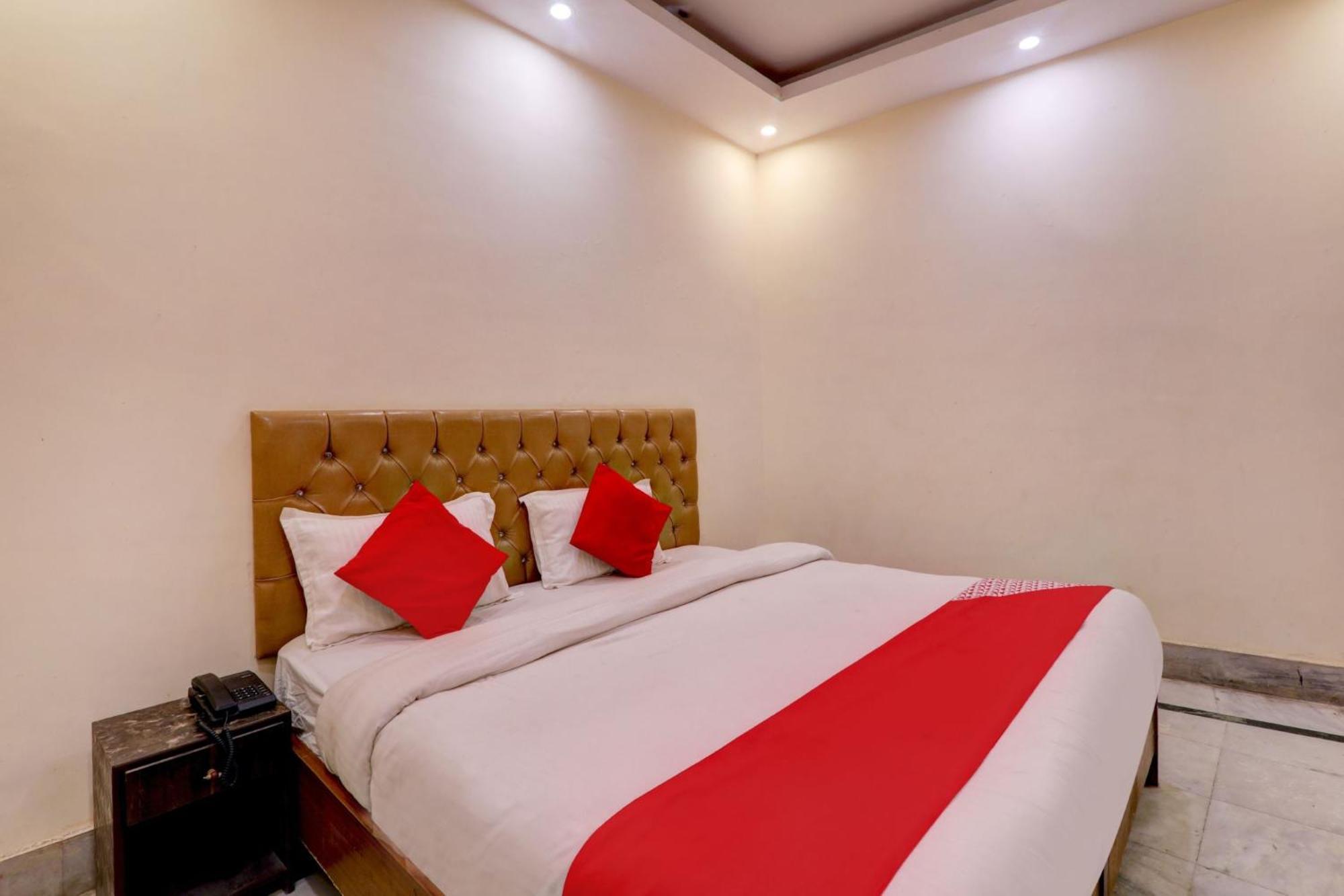 Hotel O Moon Palace Near Sahara Ganj Mall Lucknow Dış mekan fotoğraf