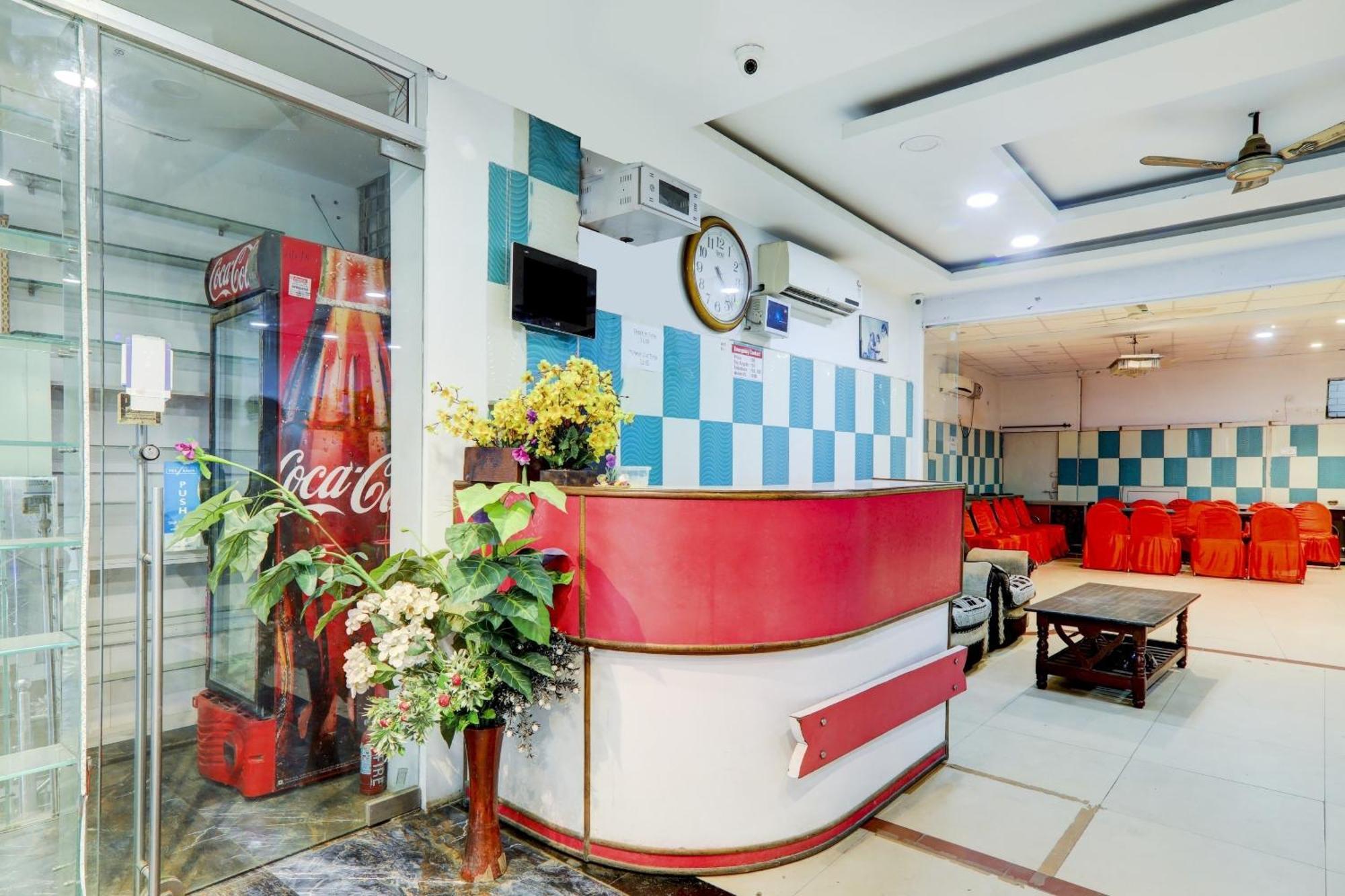 Hotel O Moon Palace Near Sahara Ganj Mall Lucknow Dış mekan fotoğraf