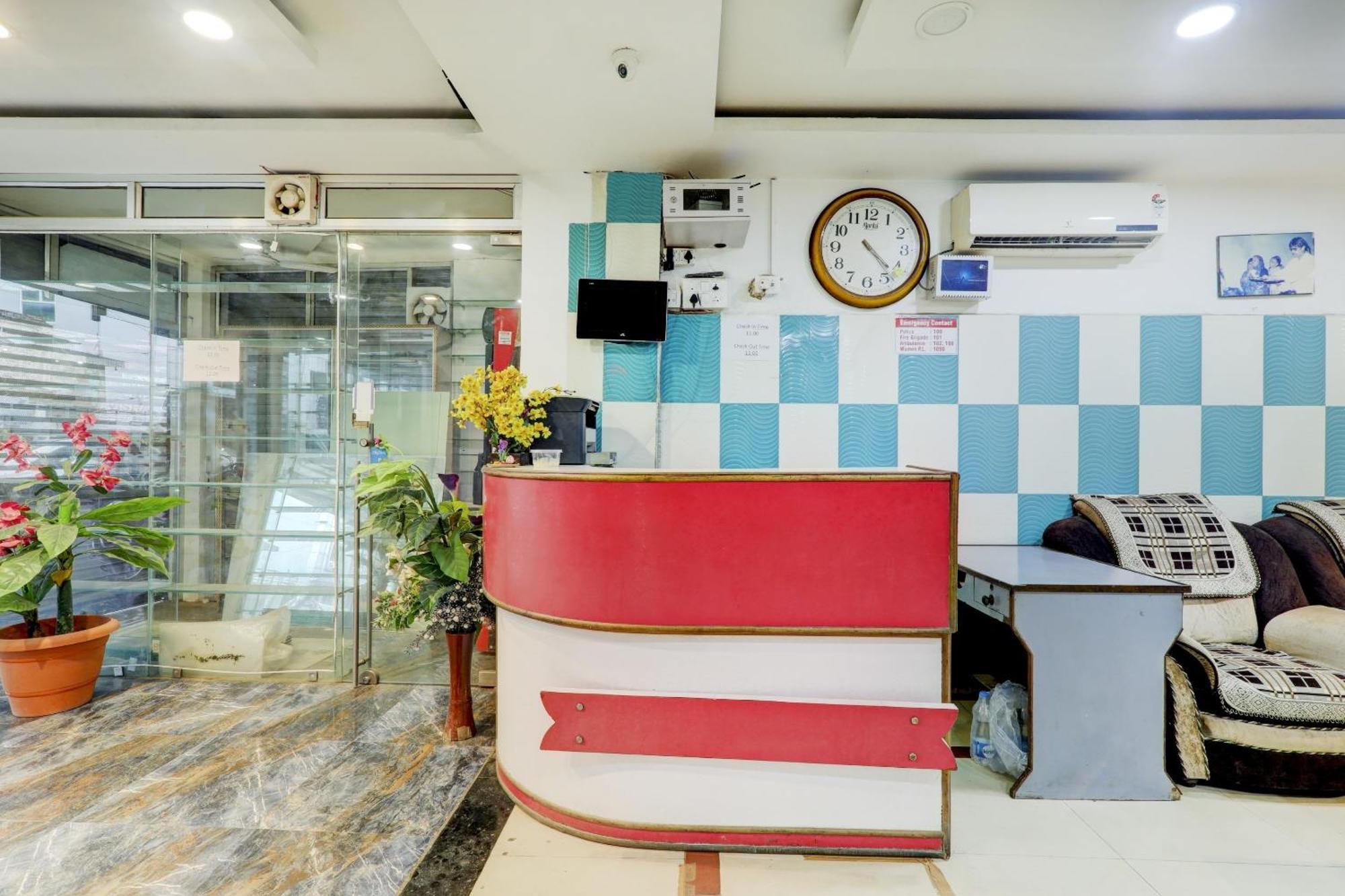 Hotel O Moon Palace Near Sahara Ganj Mall Lucknow Dış mekan fotoğraf